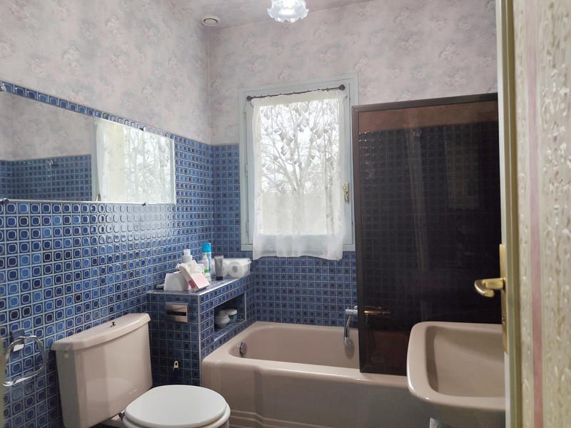 Maison - 232 m² - 10 pièces