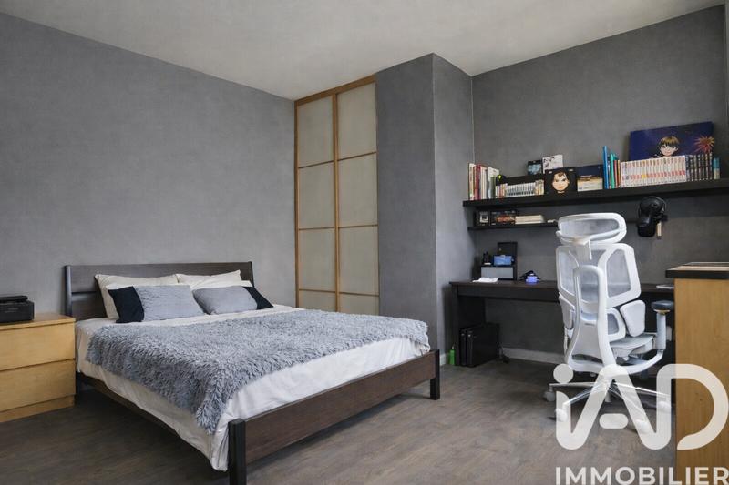 Maison - 151 m² - 7 pièces