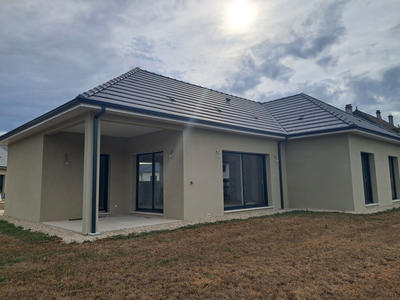 Maison - 115 m² - 4 pièces