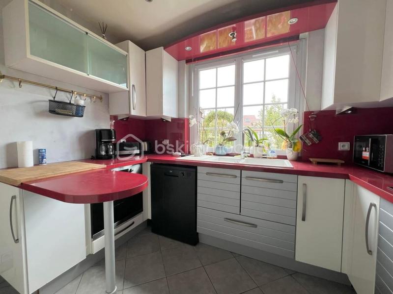 Maison - 102 m² - 7 pièces