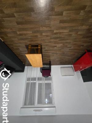 Chambre - 11 m² - 1 pièce