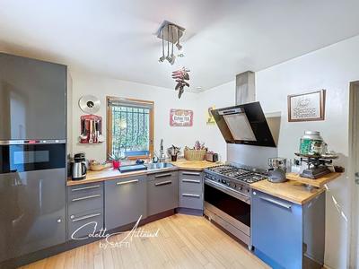 Maison - 111 m² - 5 pièces