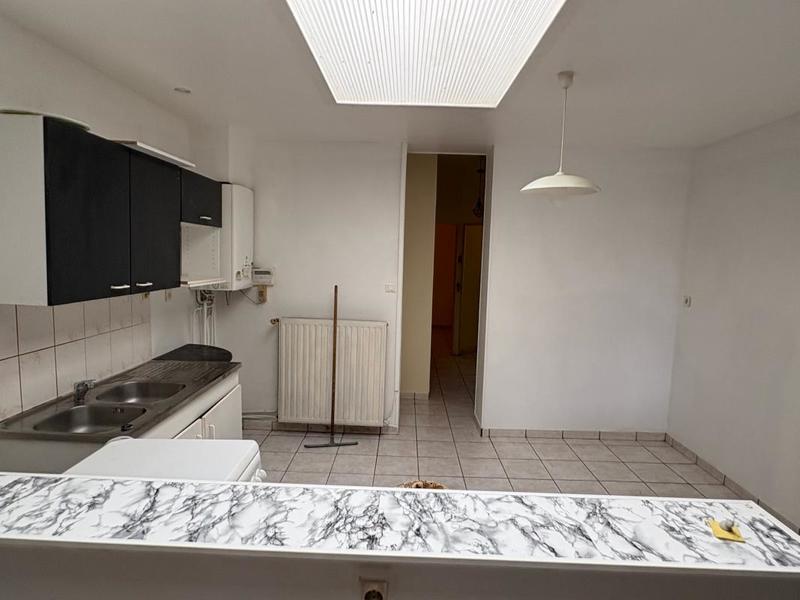 Immeuble - 85 m² - 6 pièces