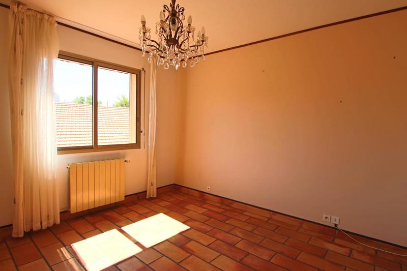 Maison - 184 m² - 5 pièces