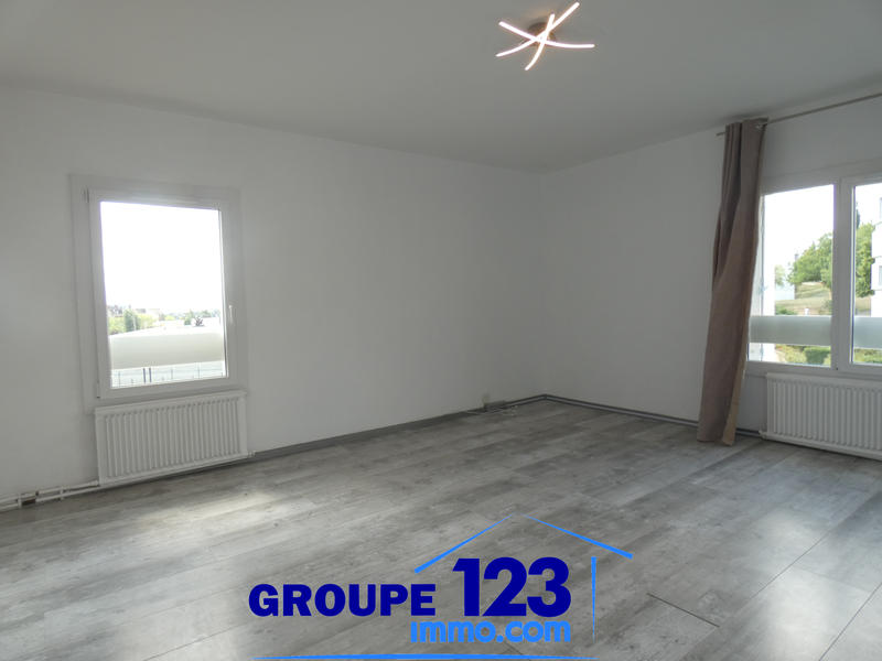 Appartement - 85 m² - 3 pièces
