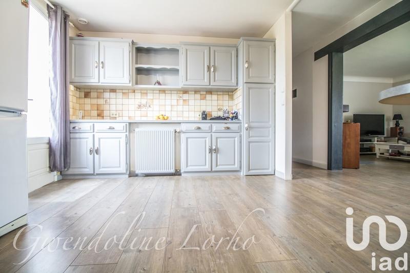 Maison - 225 m² - 7 pièces