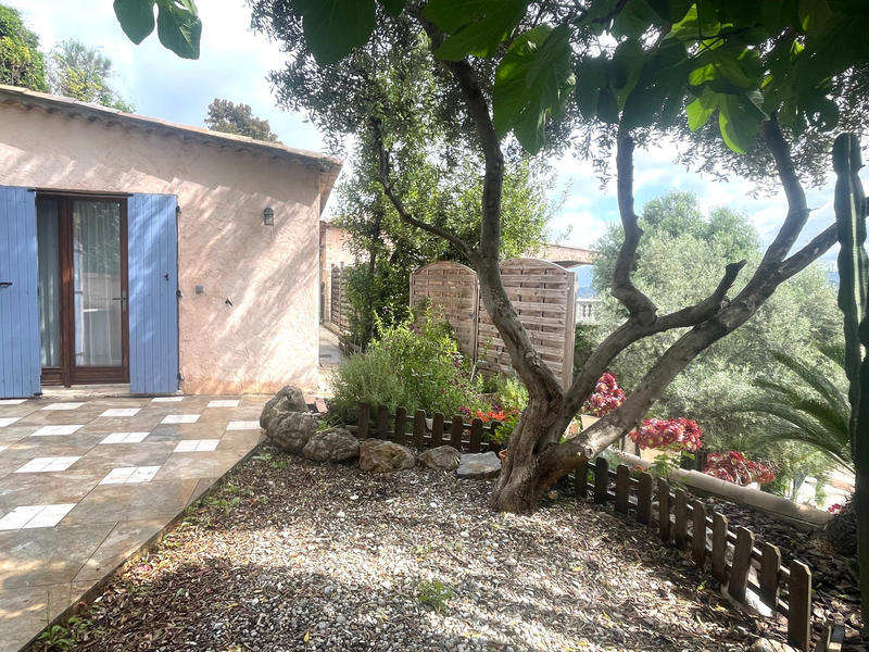 Appartement - 135 m² - 6 pièces