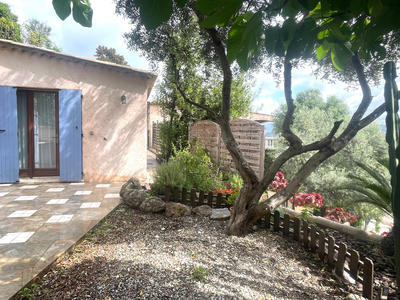 Appartement - 135 m² - 6 pièces