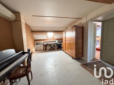 Maison - 160 m² - 8 pièces