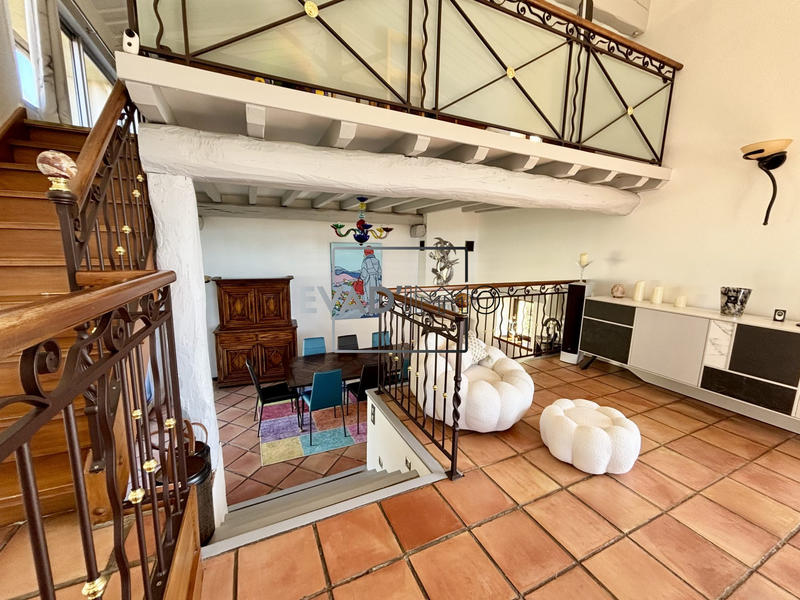 Ferme - 242 m² - 10 pièces