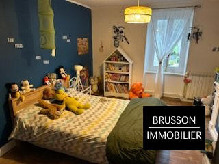 Maison - 184 m² - 9 pièces