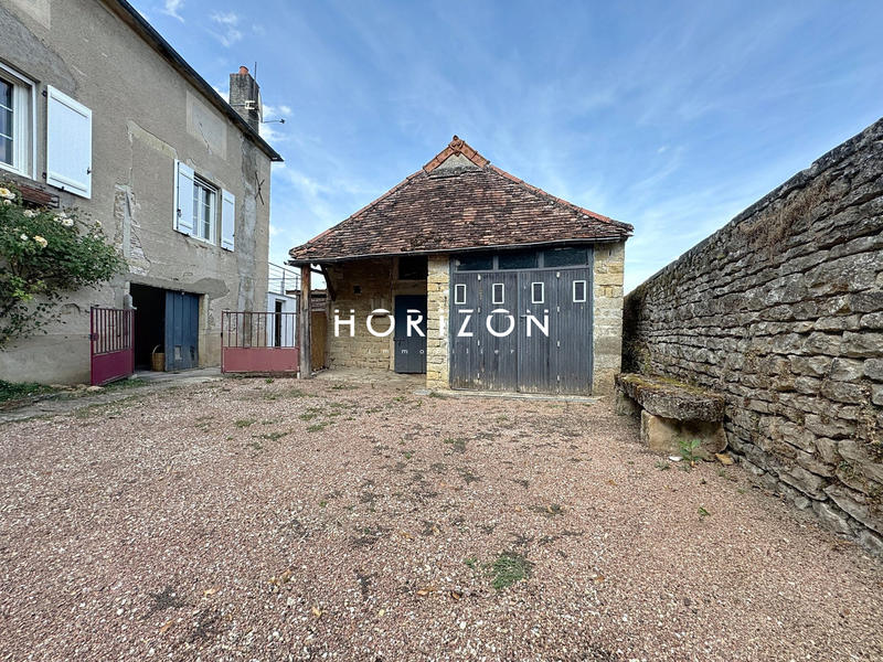 Maison ancienne - 94 m² - 4 pièces