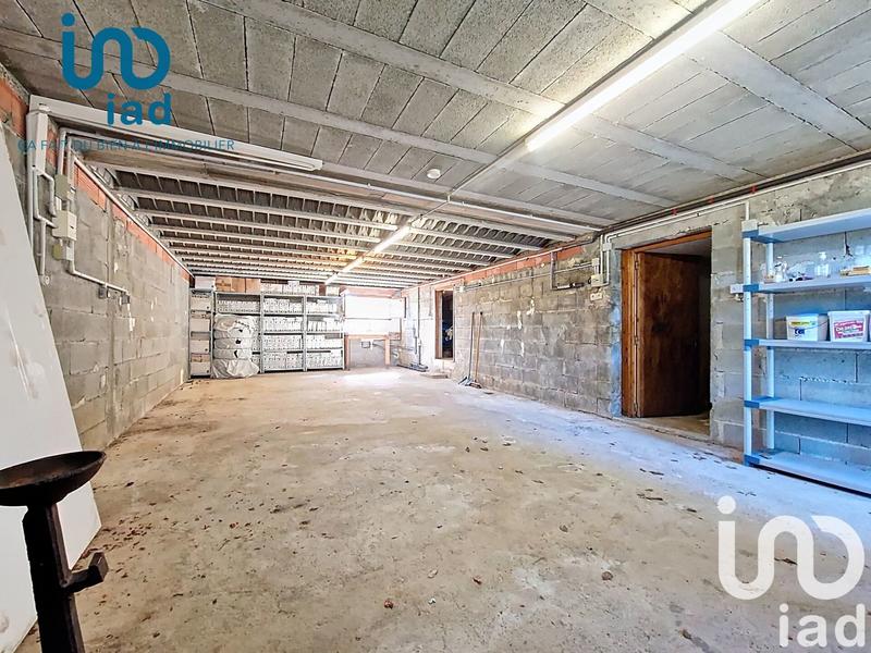 Maison - 201 m² - 7 pièces