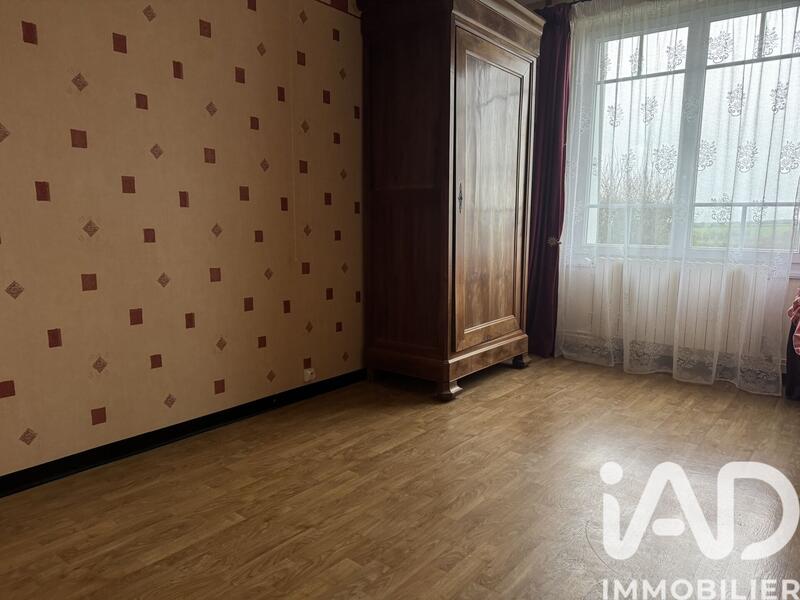 Maison - 170 m² - 8 pièces