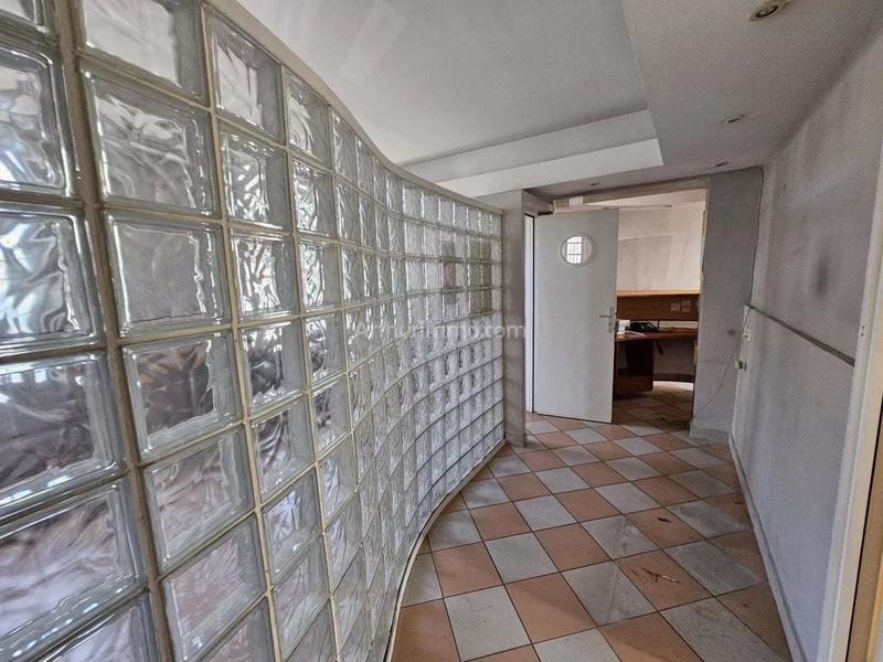 Immeuble - 260 m² - 10 pièces