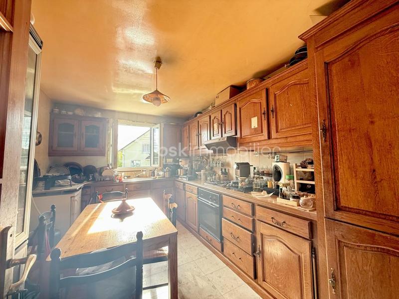 Pavillon - 245 m² - 13 pièces