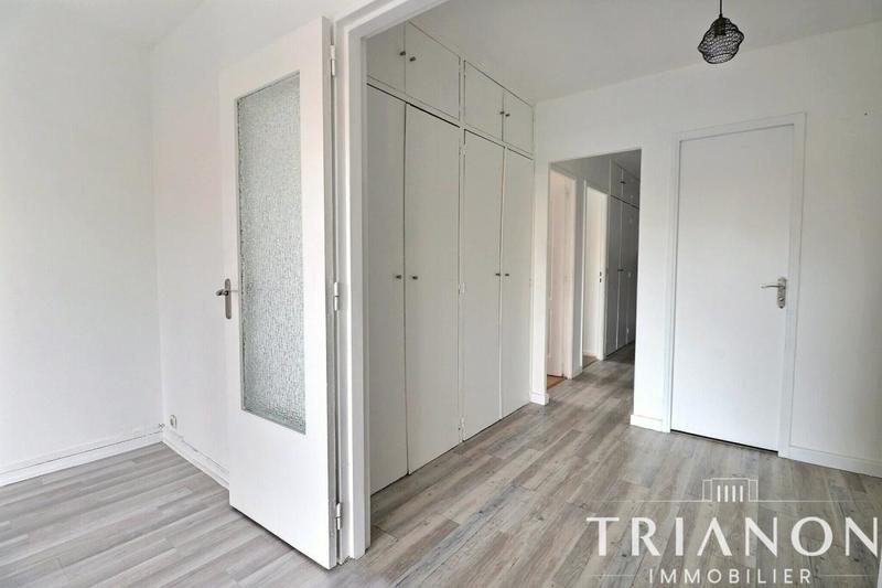 Appartement - 92 m² - 5 pièces