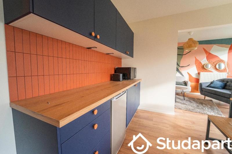 Chambre - 11 m² - 1 pièce