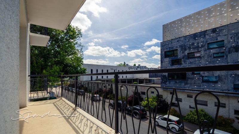 Appartement - 131 m² - 6 pièces