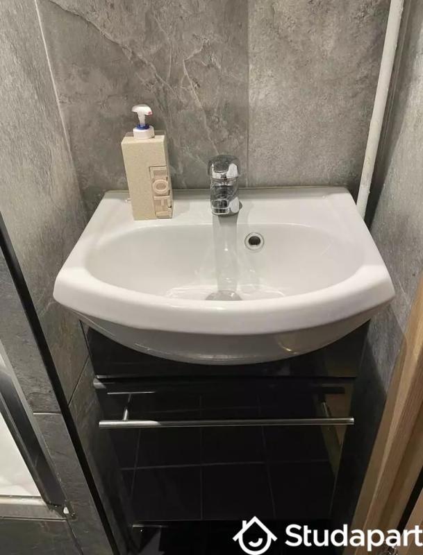 Chambre - 15 m² - 1 pièce