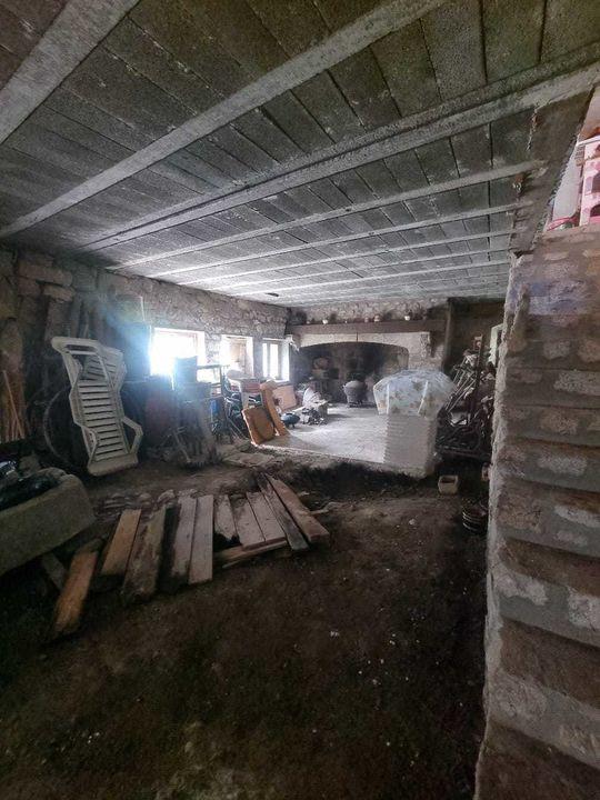 Propriété - 350 m² - 4 pièces