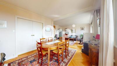 Appartement - 120 m² - 6 pièces