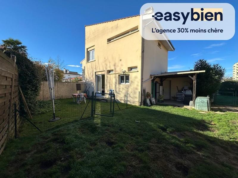 Maison - 81 m² - 4 pièces