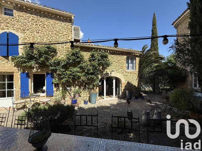 Maison - 322 m² - 11 pièces