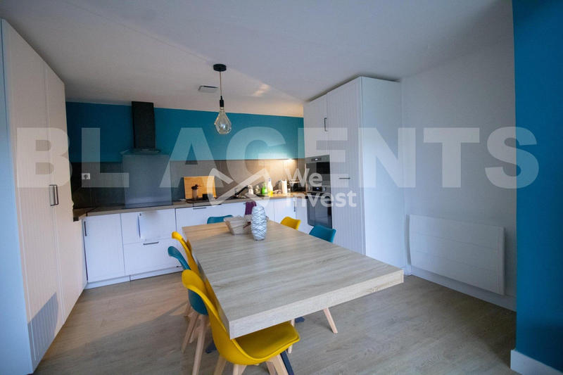 Maison - 121 m² - 6 pièces