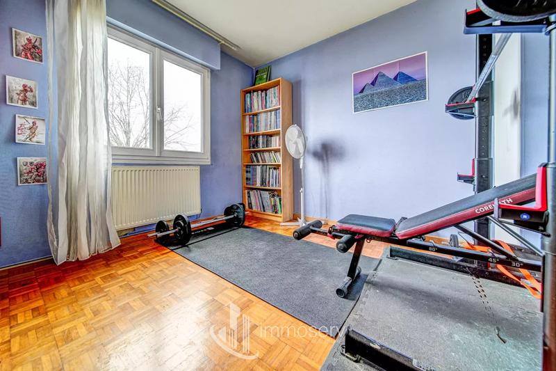 Maison - 80 m² - 5 pièces