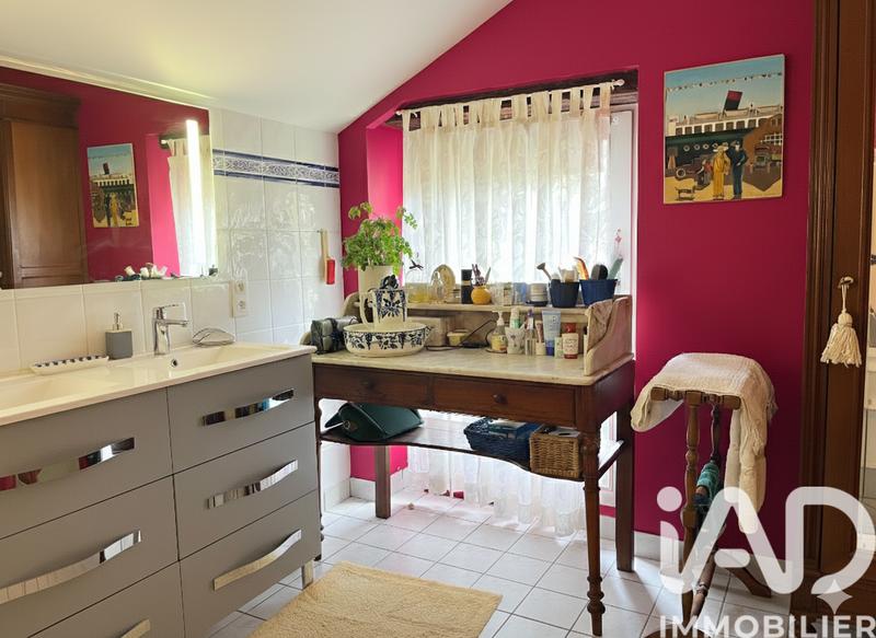 Maison - 182 m² - 6 pièces