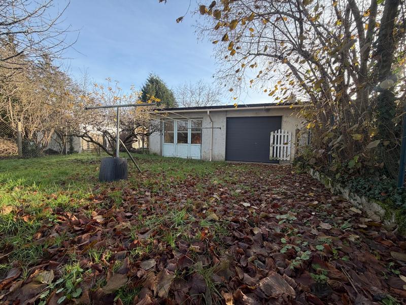 Maison - 93 m² - 4 pièces