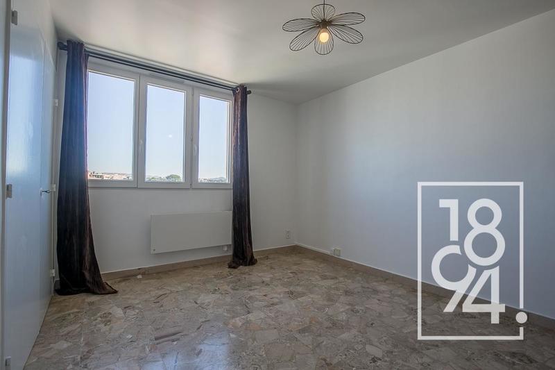 Studio - 21 m² - 1 pièce