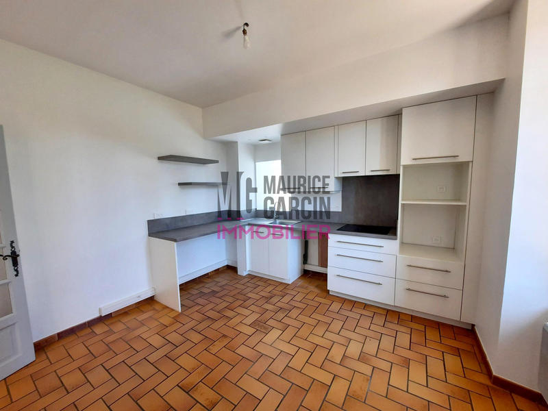 Appartement - 98 m² - 4 pièces