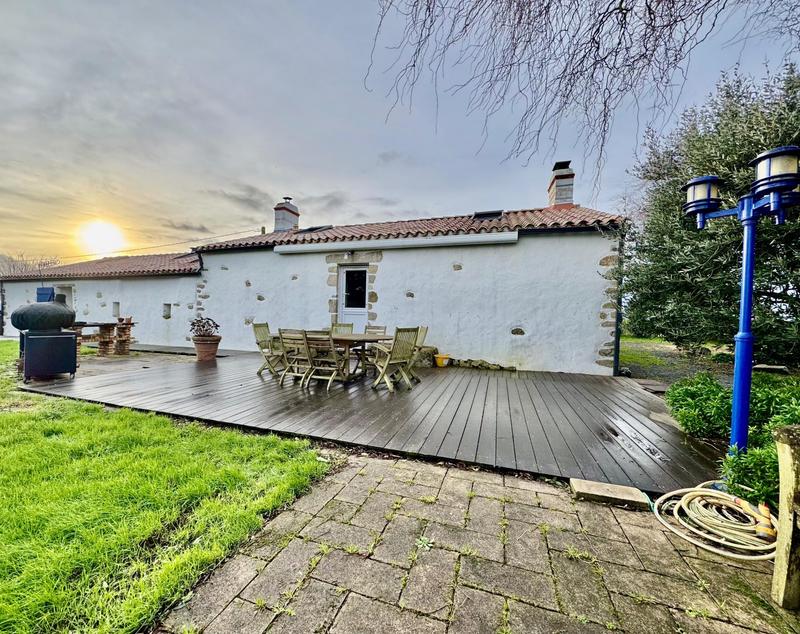 Maison - 122 m² - 5 pièces