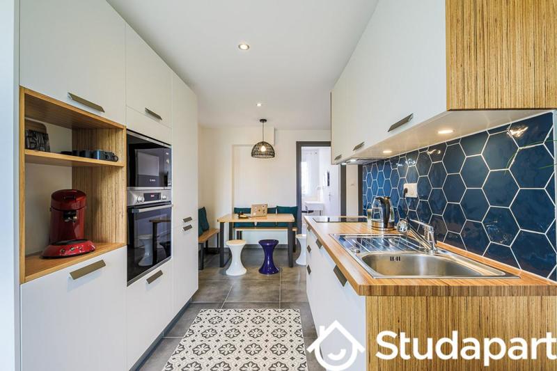 Chambre - 12 m² - 1 pièce