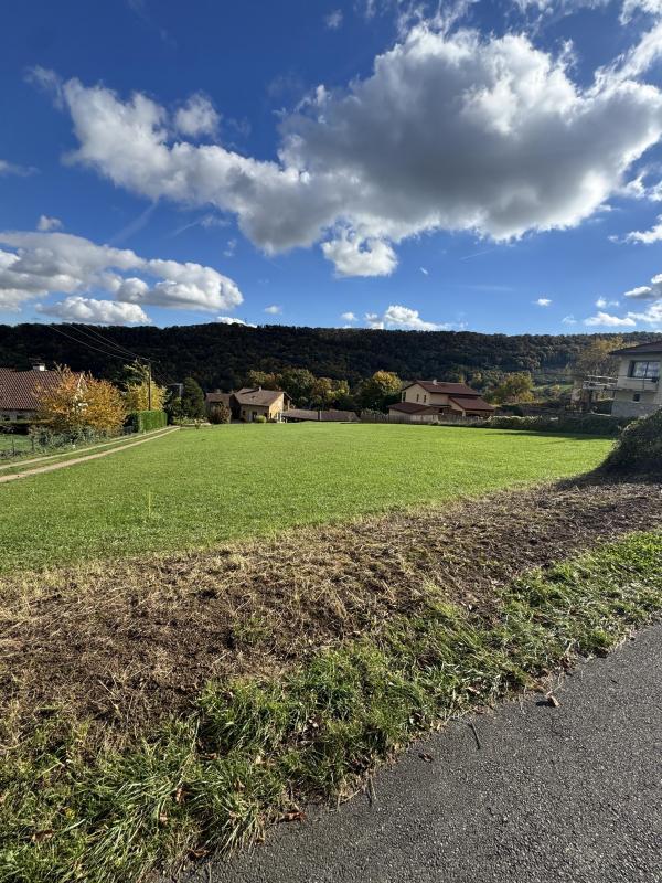 Terrain constructible - 800 m²