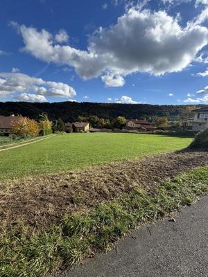 Terrain constructible - 800 m²