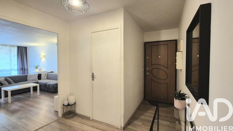 Appartement - 85 m² - 4 pièces