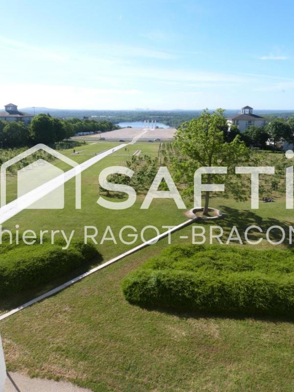 Appartement - 75 m² - 3 pièces