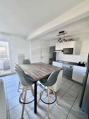 Appartement - 49 m² - 2 pièces