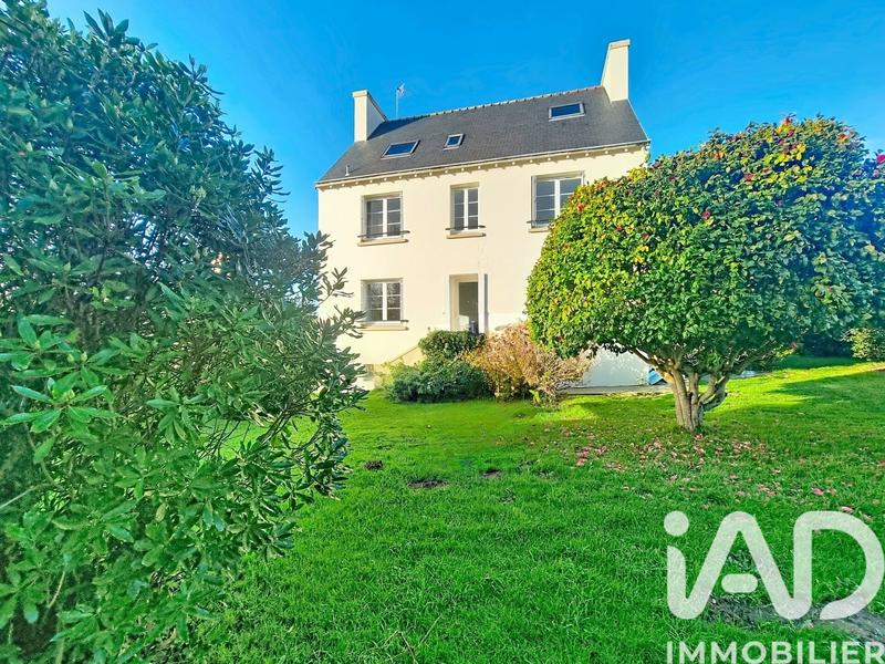 Maison de village - 139 m² - 9 pièces