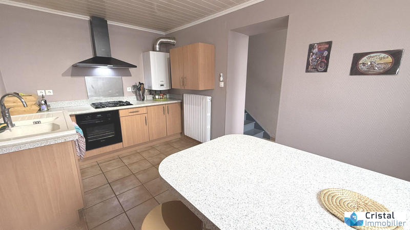 Maison - 94 m² - 5 pièces