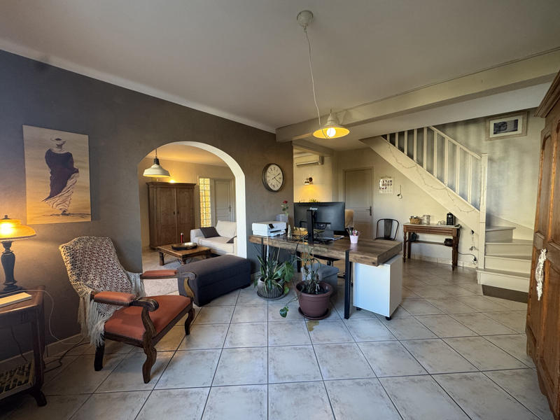 Maison - 213 m² - 7 pièces