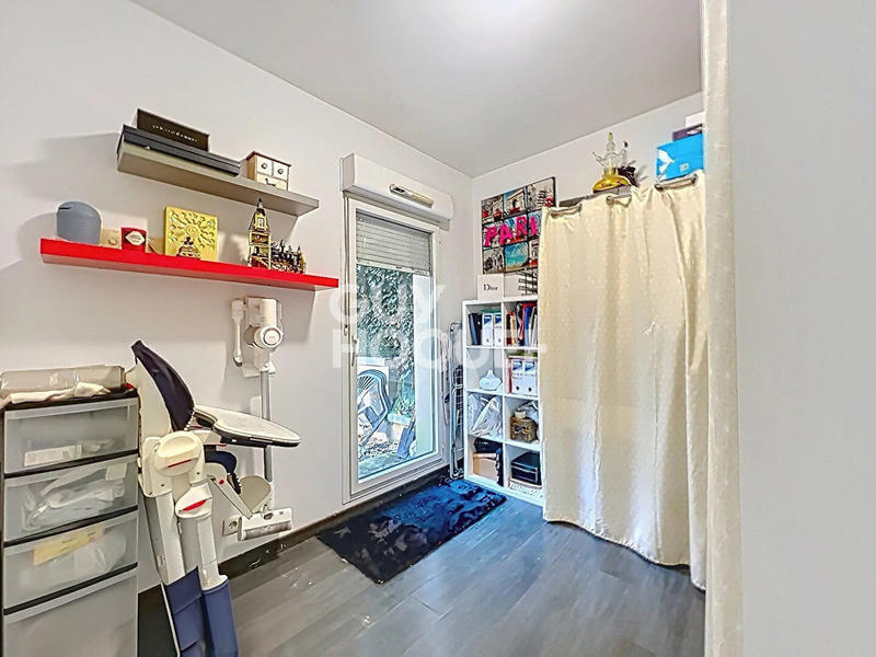 Appartement - 77 m² - 4 pièces