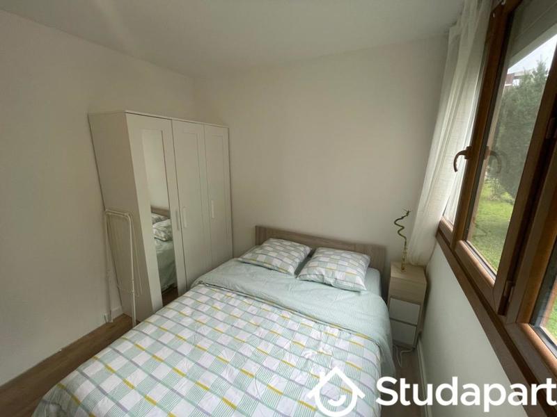 Chambre - 9 m² - 1 pièce