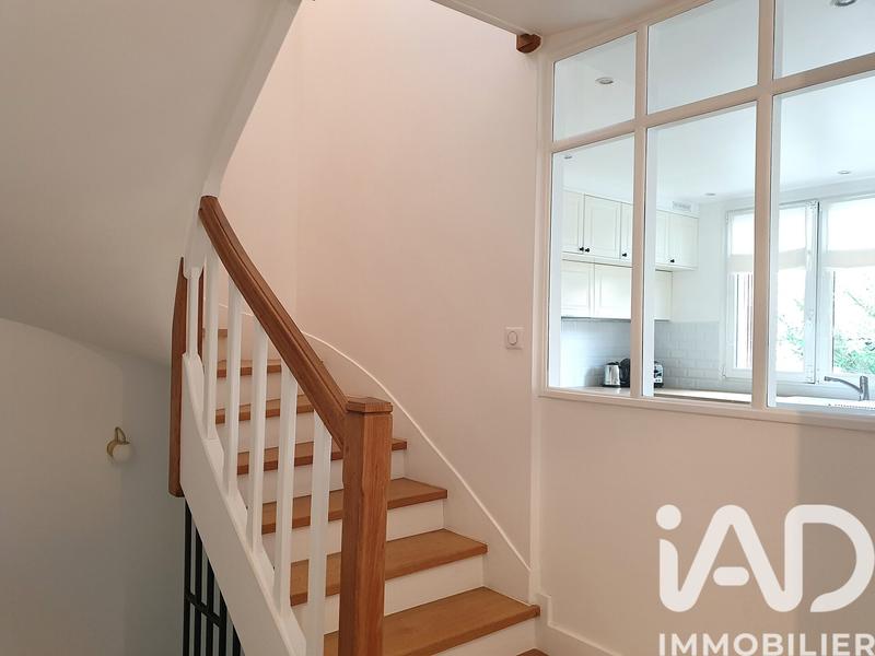 Maison - 143 m² - 8 pièces