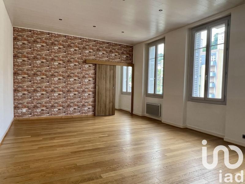 Appartement - 201 m² - 6 pièces