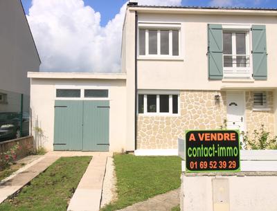 Maison - 72 m² - 4 pièces