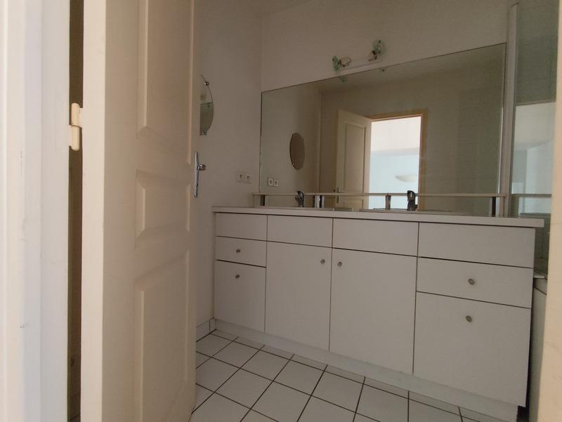 Appartement - 100 m² - 4 pièces